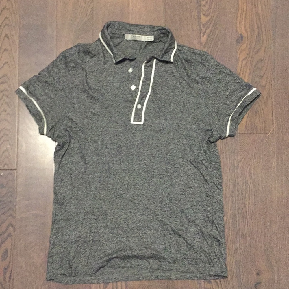 Men’s Henley tee